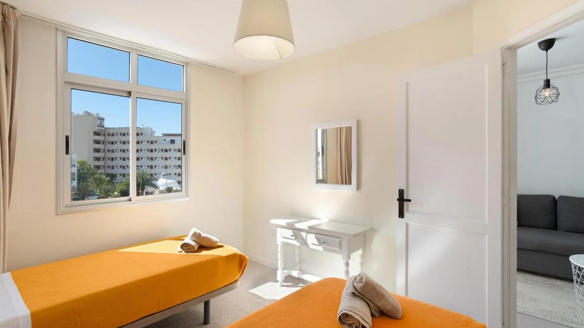 아파트 Apartamento Yumbo Farilag 마스팔로마스