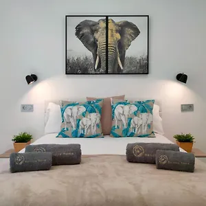 Canarian - Yumbo Luxury Apartment